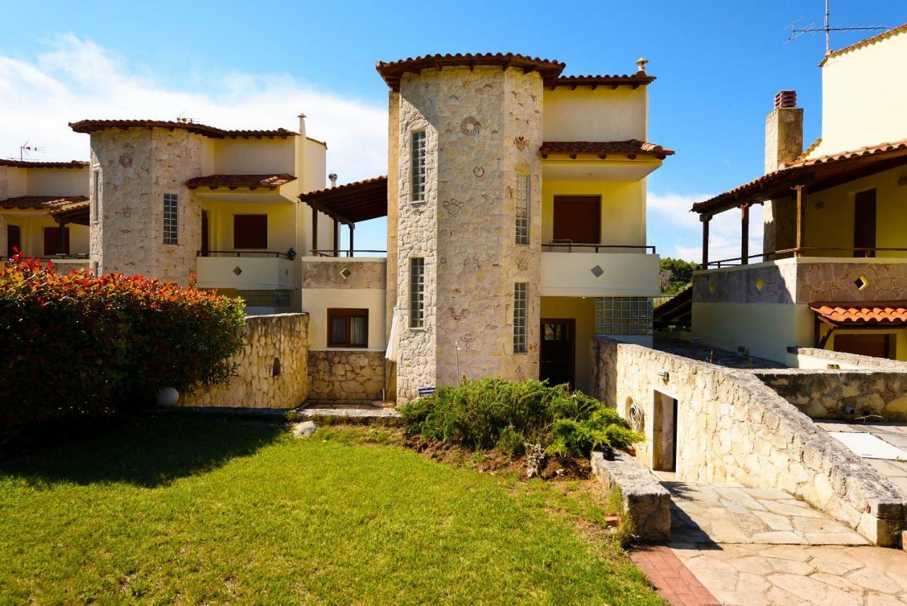 Sani Beach Villa Екстер'єр фото