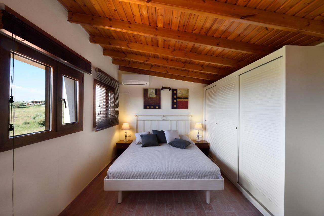 Sani Beach Villa Екстер'єр фото