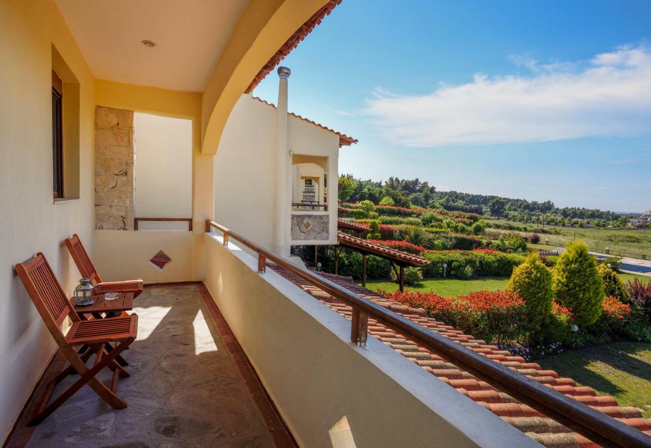 Sani Beach Villa Екстер'єр фото