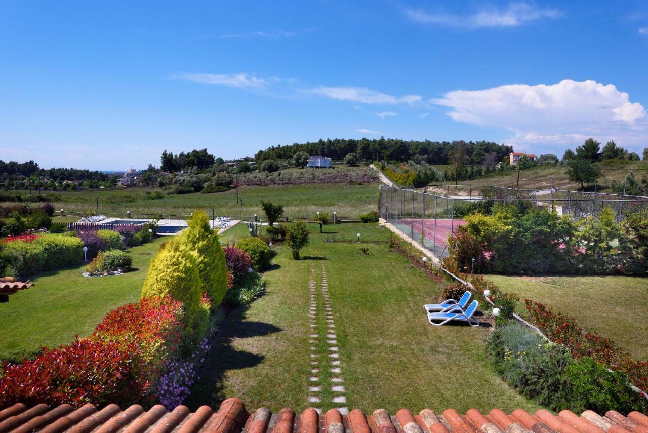 Sani Beach Villa Екстер'єр фото