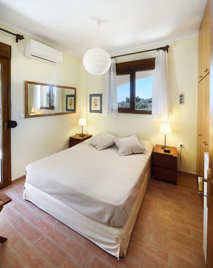 Sani Beach Villa Екстер'єр фото