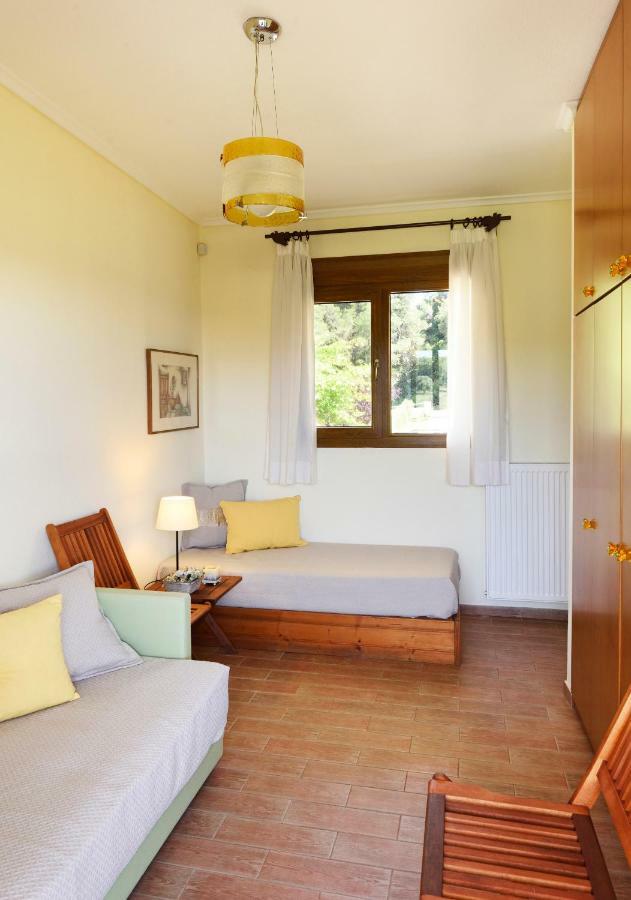 Sani Beach Villa Екстер'єр фото